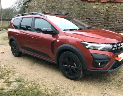 Véhicule Dacia Jogger Série Extrême hybride Saint-Évarzec 29170